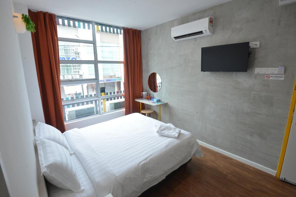 Vrest Hotel